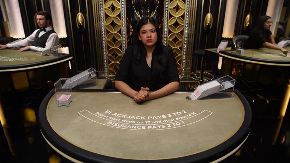 Platinum Private Blackjack 6