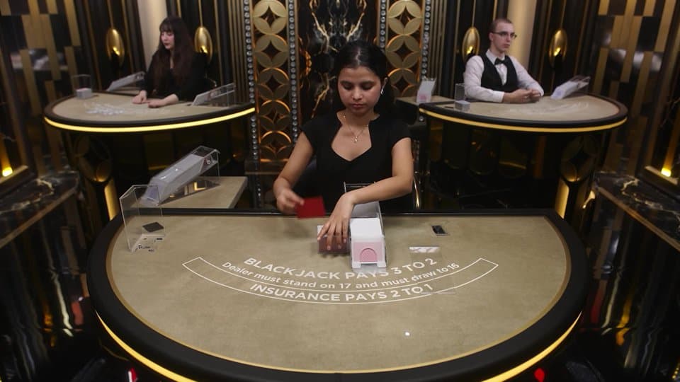 Platinum Private Blackjack 2